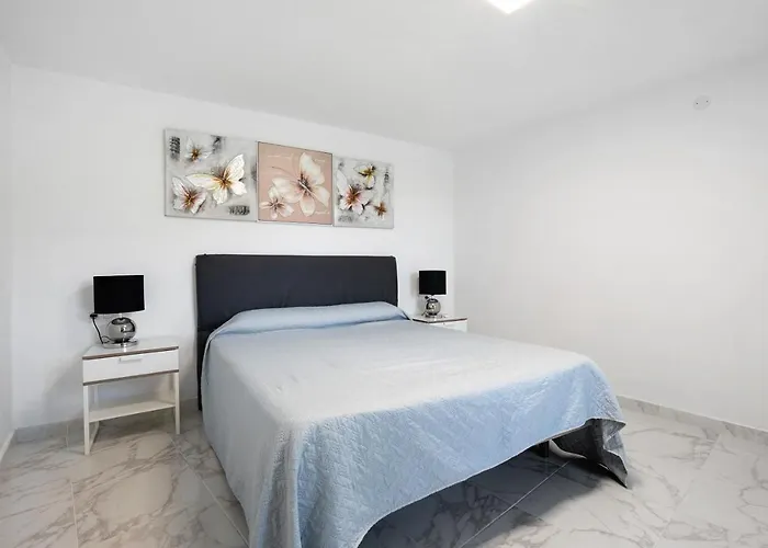 Casita Auxilia Bajo *